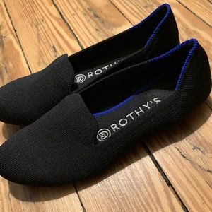 Black Loafers - Size 6 - Rothys